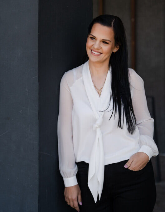 kr ariteenused raamatupidaja teenus, võta ühendust, kontakt karin buström, raamatupidaja, majandusaasta aruannete tegemine